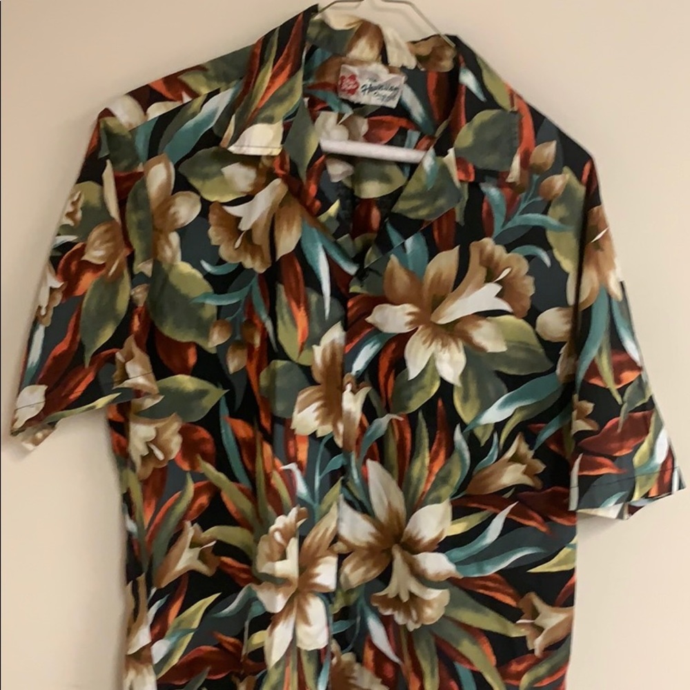 Hilo Hattie Men’s Shirt